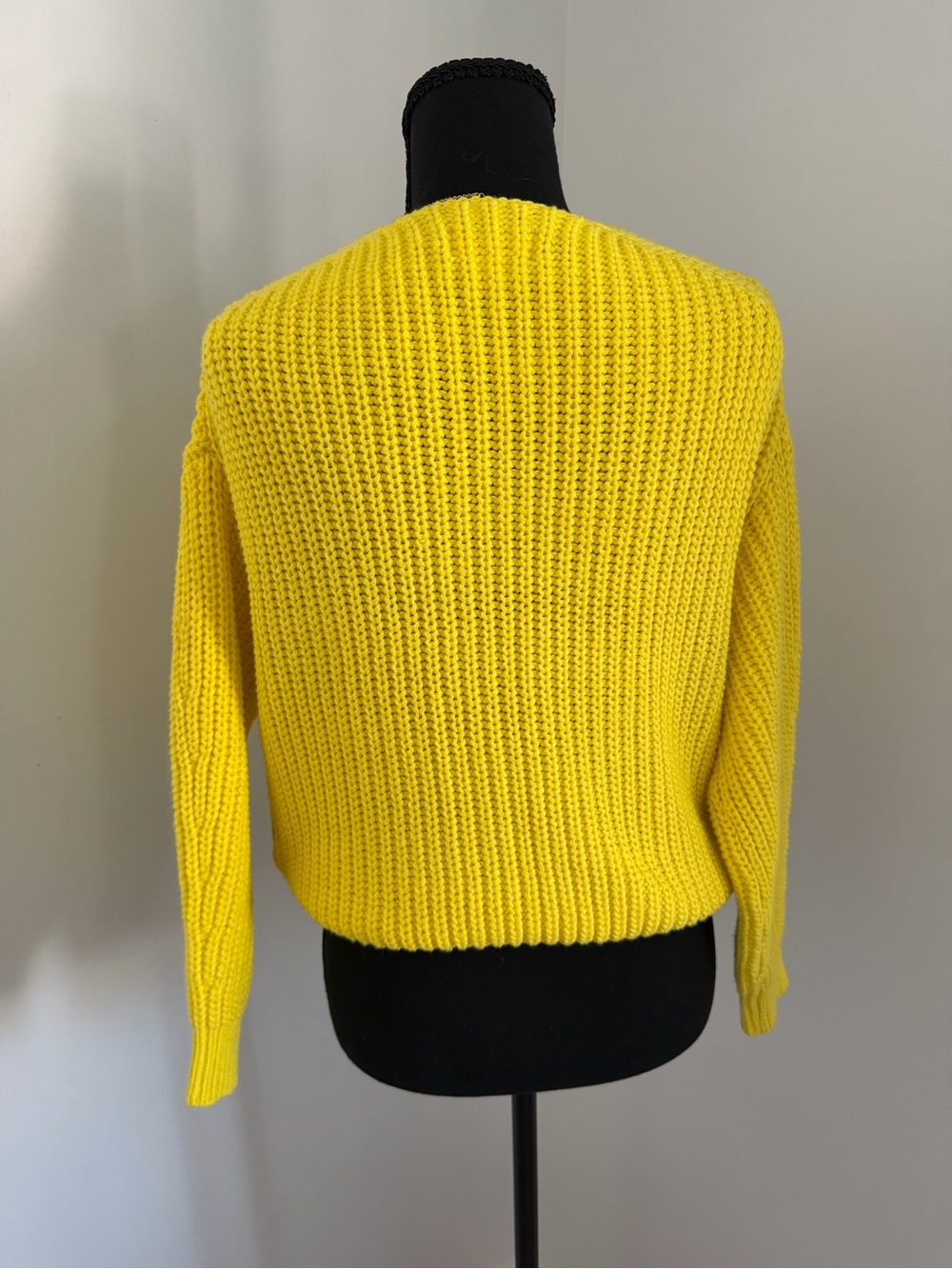 Anthropologie Maeve Yellow Chunky Knit V-Neck Sweater XS NWT - Picture 3 of 6